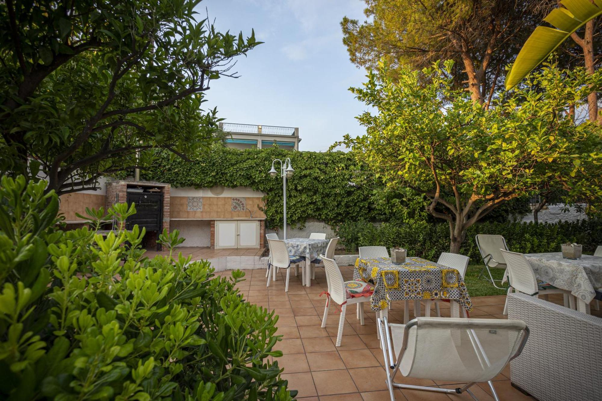 Residence Stella Del Mare Fontane Bianche Exterior foto